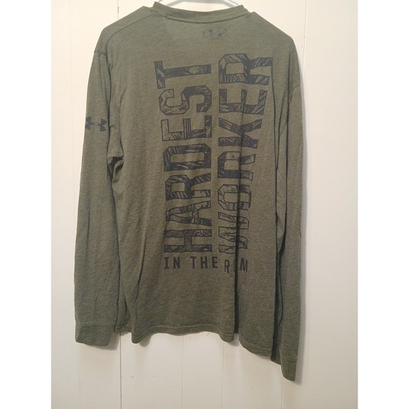 Under Armour Project Rock Long Sleeve Hardest Worder WWE Size Large!! - Picture 2 of 8